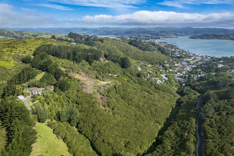 Photo of property in 104 Airlie Road, Plimmerton, Porirua, 5026