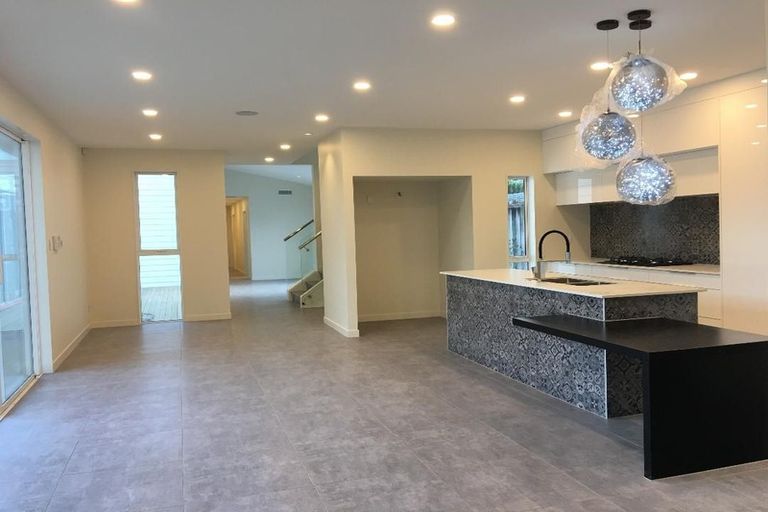 Photo of property in 36a Onepoto Road, Hauraki, Auckland, 0622