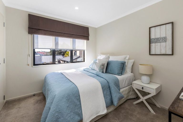 Photo of property in 17c Earlsworth Road, Mangere East, Auckland, 2024