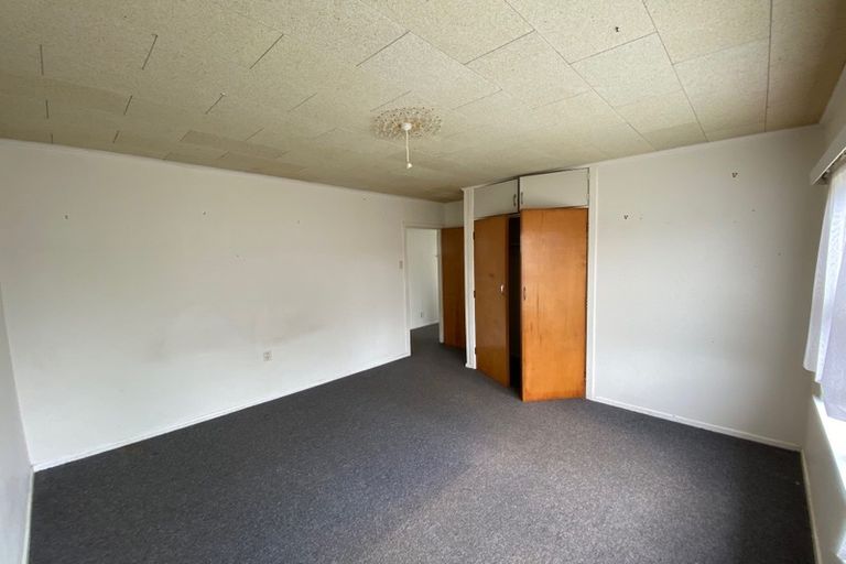 Photo of property in 15 Kirk Street, Otaki, 5512
