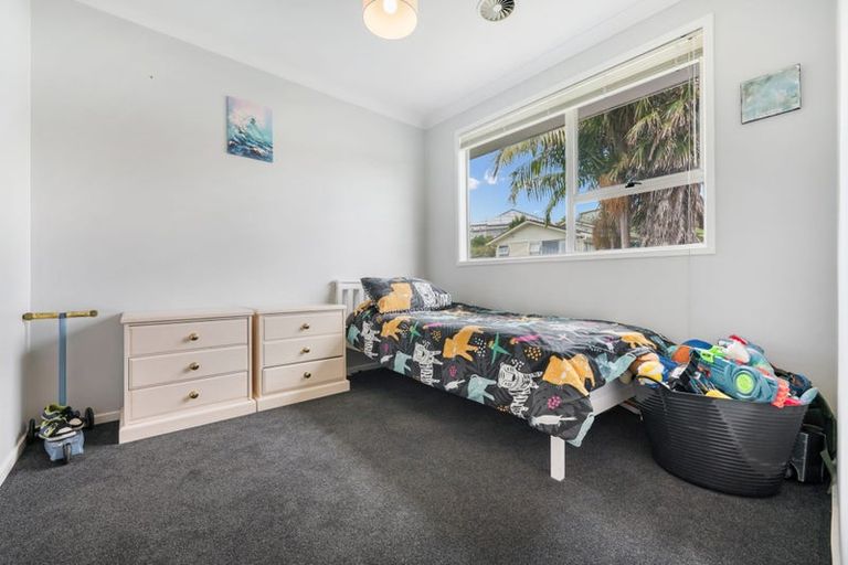 Photo of property in 10 Opal Avenue, Pakuranga, Auckland, 2010