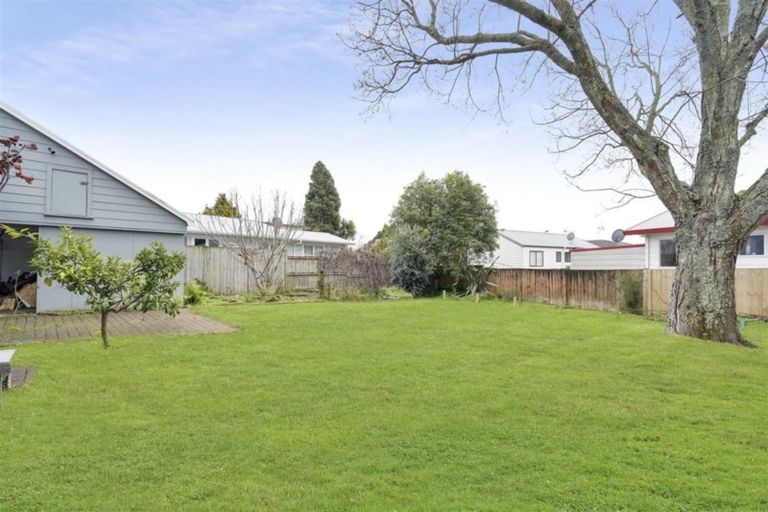 Photo of property in 18 Forth Crescent, Glenview, Hamilton, 3206