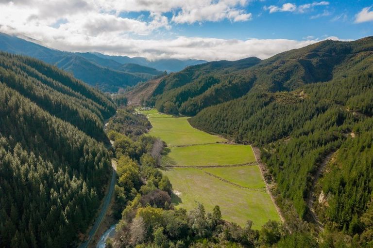 Photo of property in 1005 Onamalutu Road, Onamalutu, Wairau Valley, 7275