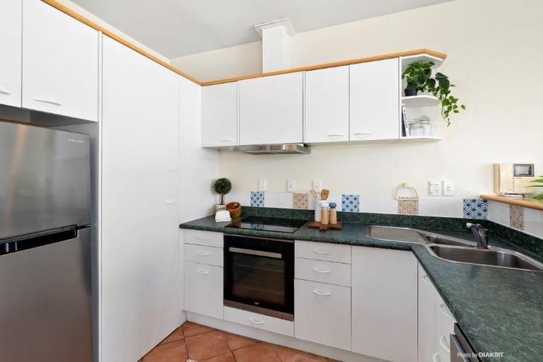 Photo of property in 21a Maida Vale Road, Roseneath, Wellington, 6011