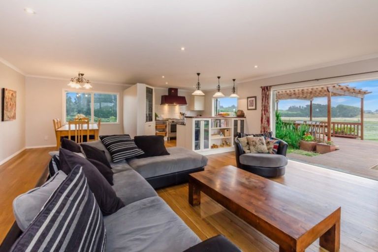 Photo of property in 20 Paul Faith Lane, Te Horo, Otaki, 5581