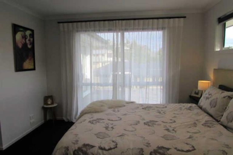 Photo of property in 2 Olivias Place, Stoke, Nelson, 7011