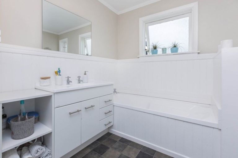 Photo of property in 58 Akatarawa Road, Brown Owl, Upper Hutt, 5018