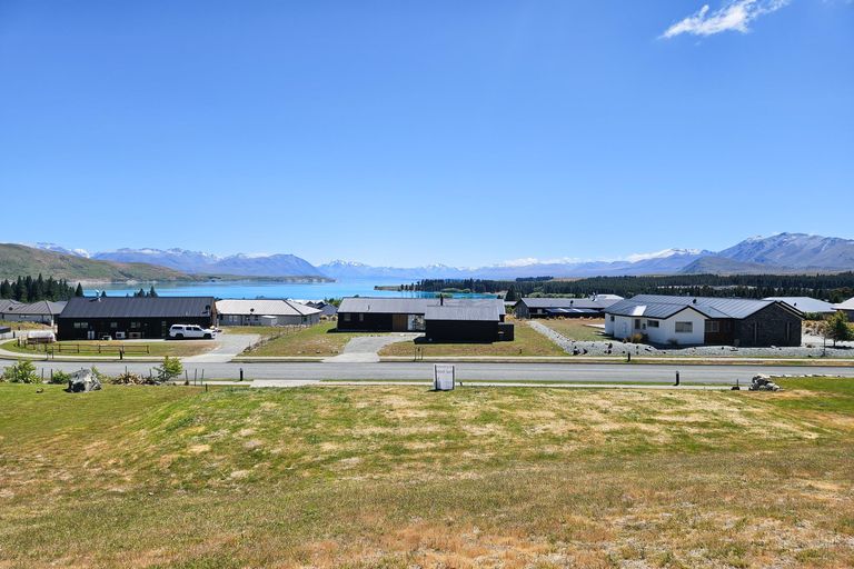 Photo of property in 36 Mistake Drive, Lake Tekapo, 7999