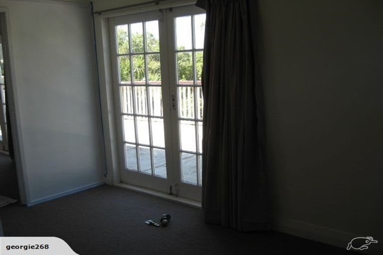 Photo of property in 54 Maupuia Road, Maupuia, Wellington, 6022