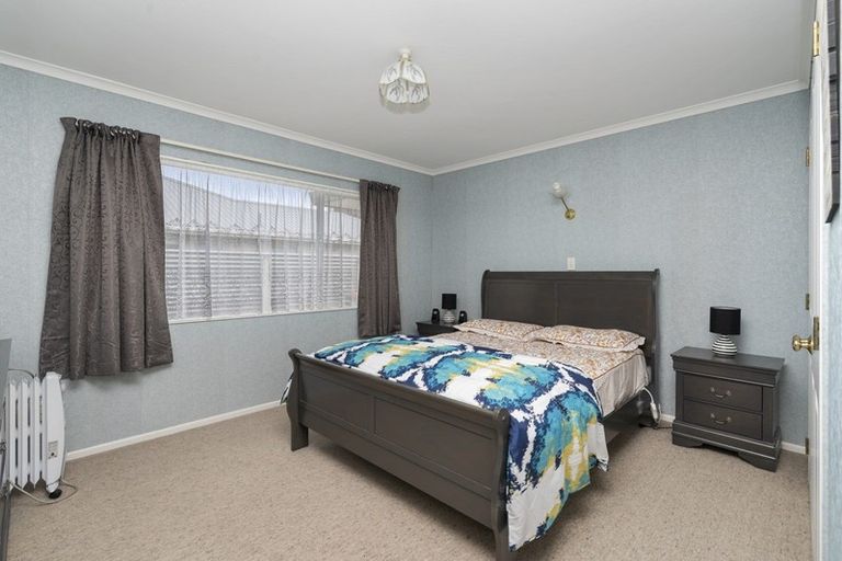 Photo of property in 1 Cole Lane, Milson, Palmerston North, 4414