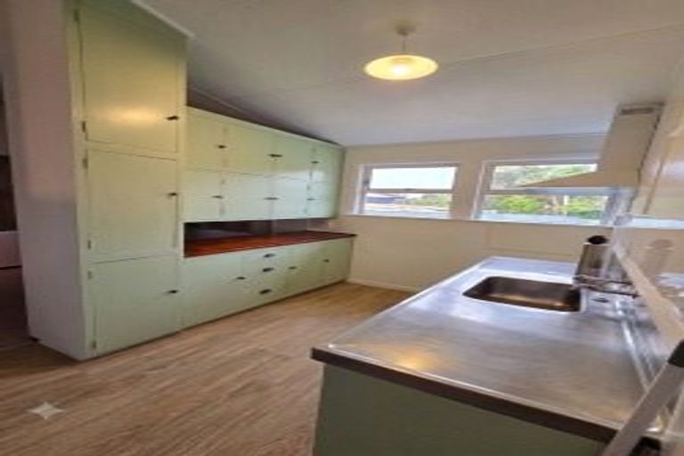 Photo of property in 42 Seddon Street, Feilding, 4702