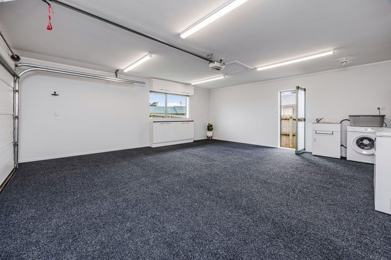 Photo of property in 47 Davington Way, Burswood, Auckland, 2013