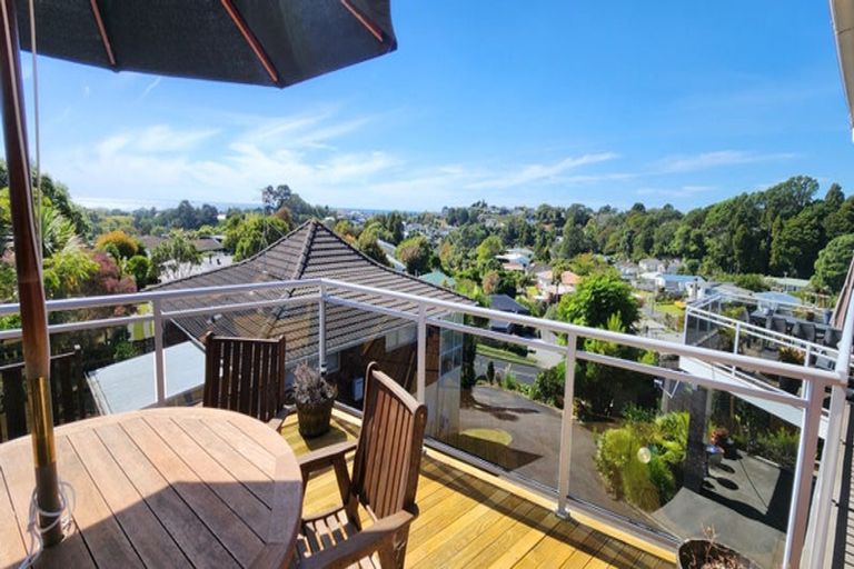 Photo of property in 5b Te Mara Place, Merrilands, New Plymouth, 4312