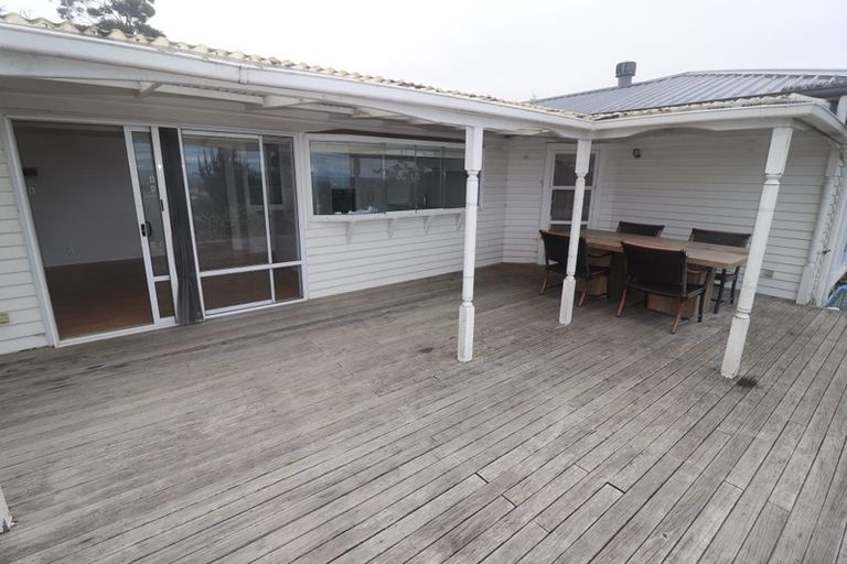 Photo of property in 273 Glenvar Road, Long Bay, Auckland, 0630