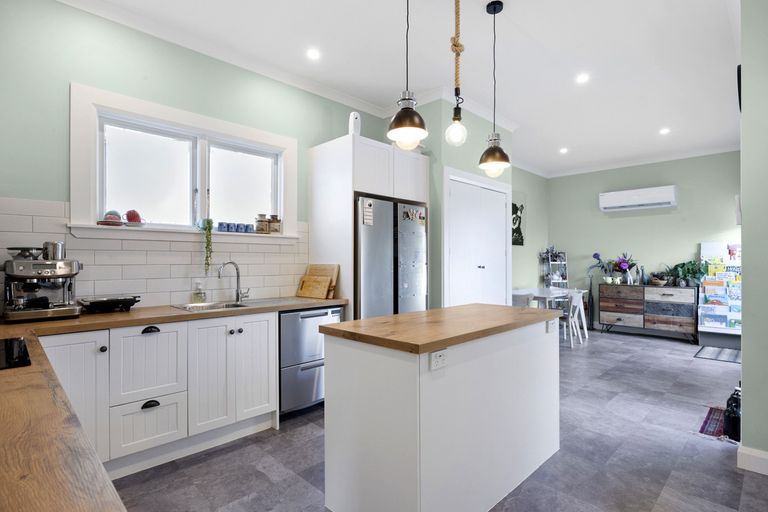 Photo of property in 10 Highcliff Road, Andersons Bay, Dunedin, 9013