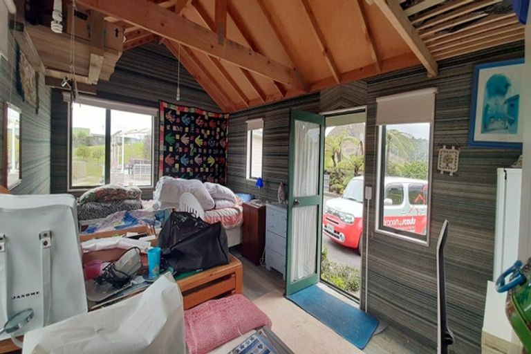 Photo of property in 220 Kerr Road, Parua Bay, Onerahi, 0192
