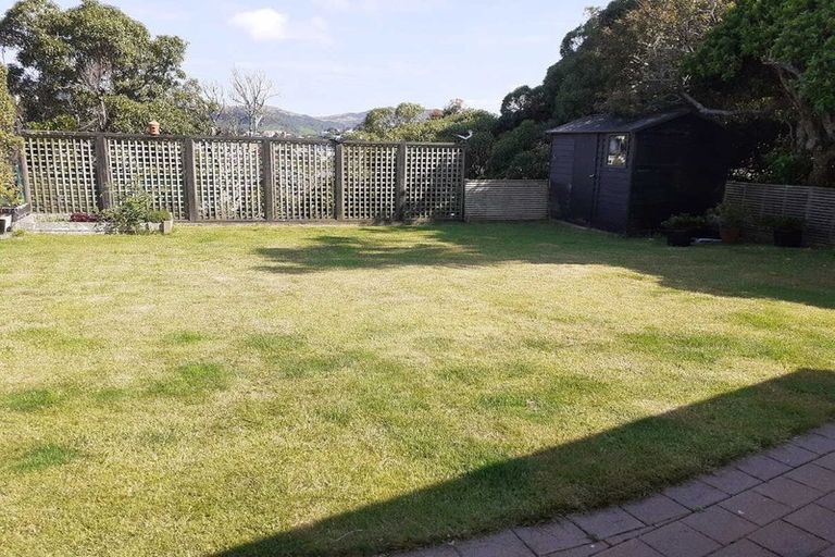 Photo of property in 152 Kelburn Parade, Kelburn, Wellington, 6012