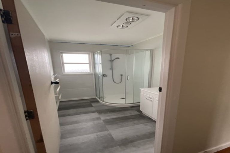 Photo of property in 1/18 Parker Avenue, New Lynn, Auckland, 0600