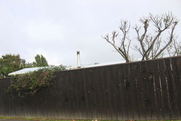 Photo of property in 1 Charwell Place, Highbury, Palmerston North, 4412