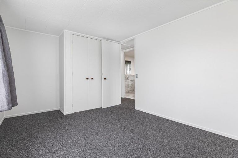 Photo of property in 2/45 Dominion Road, Papakura, 2110