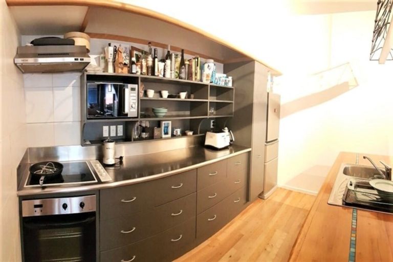 Photo of property in 2/15 Frederick Street, Te Aro, Wellington, 6011