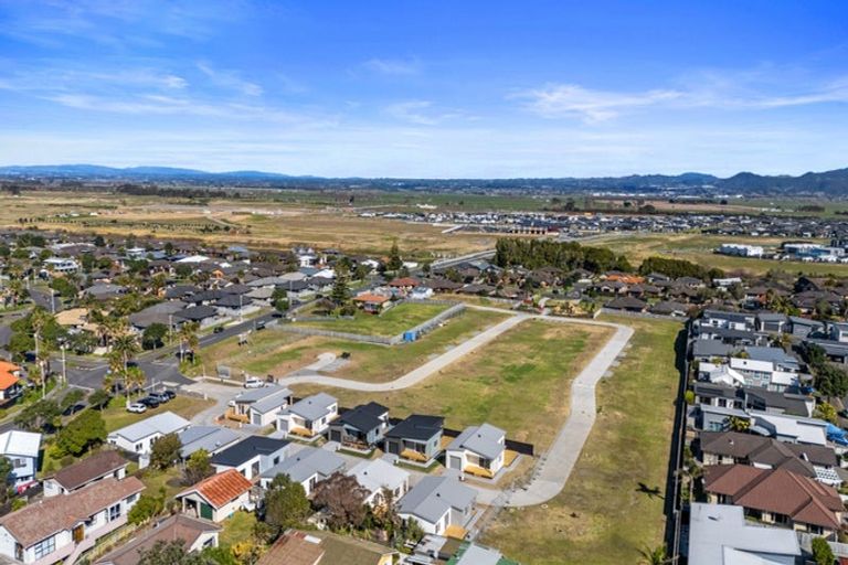 Photo of property in 69 Riley Crescent, Papamoa Beach, 3118