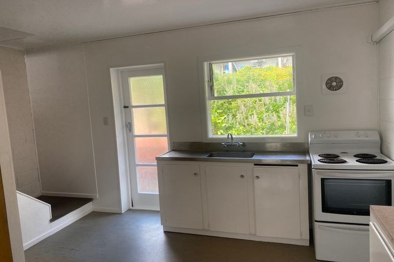 Photo of property in 9 Esplanade Road, Mount Eden, Auckland, 1024