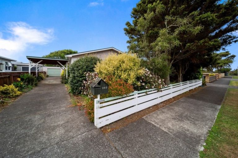 Photo of property in 240 Omata Road, Spotswood, New Plymouth, 4310