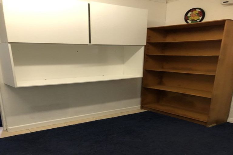 Photo of property in 17 Goodwood Drive, Goodwood Heights, Auckland, 2105