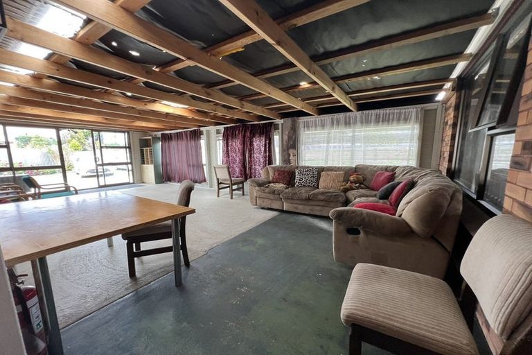 Photo of property in 72 Valentine Street, Papakura, 2110