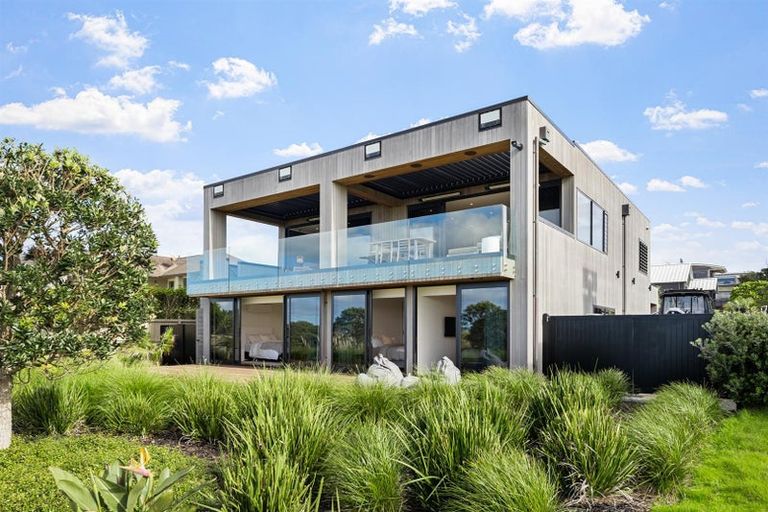 Photo of property in 8 Lagoon Way, Omaha, 0986