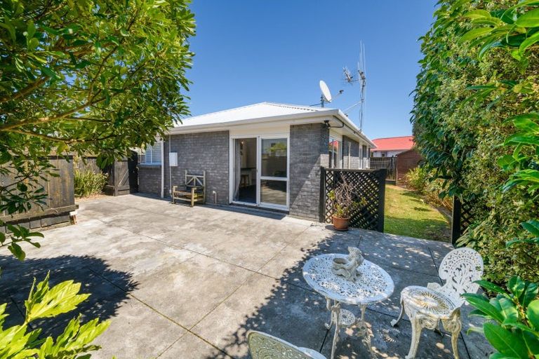 Photo of property in 7a Karamu Avenue, Takaro, Palmerston North, 4410