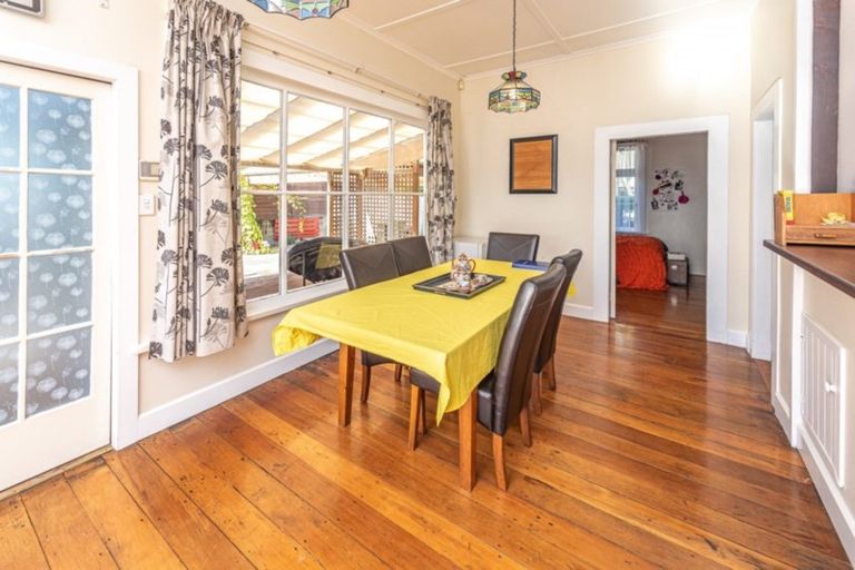 Photo of property in 3 Cavell Place, Gonville, Whanganui, 4501