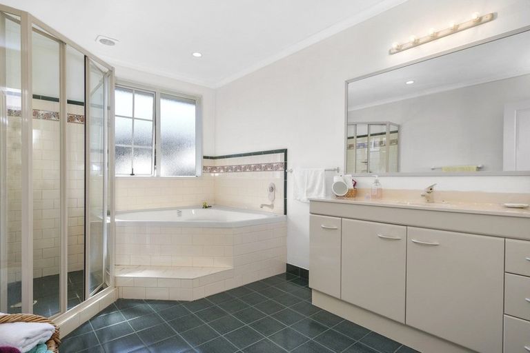 Photo of property in 15 Blackman Avenue, Sawyers Bay, Port Chalmers, 9023