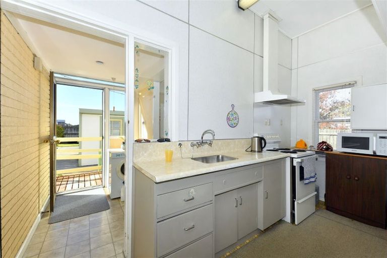 Photo of property in 27 Mackenzie Avenue, Woolston, Christchurch, 8023