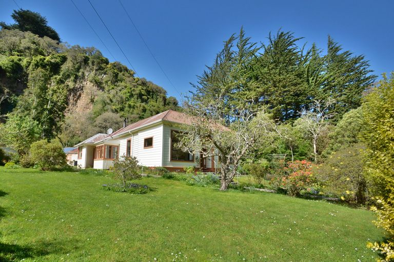 Photo of property in 10 Leith Valley Road, Glenleith, Dunedin, 9010