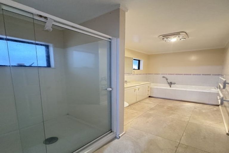 Photo of property in 20 Karetu Road, Greenlane, Auckland, 1051