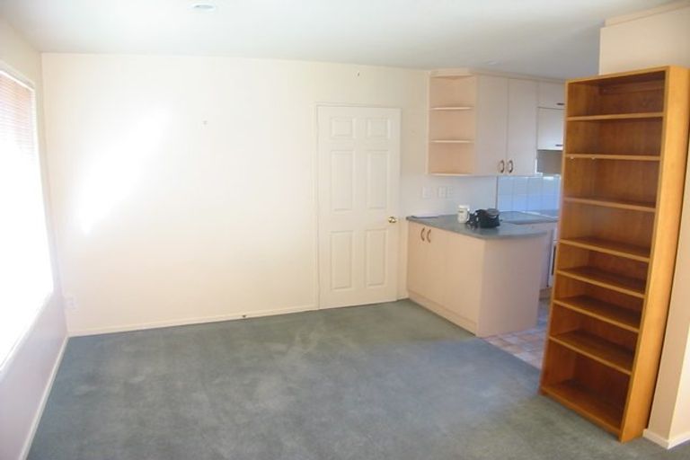 Photo of property in 6 Malthouse Lane, Heathcote Valley, Christchurch, 8022