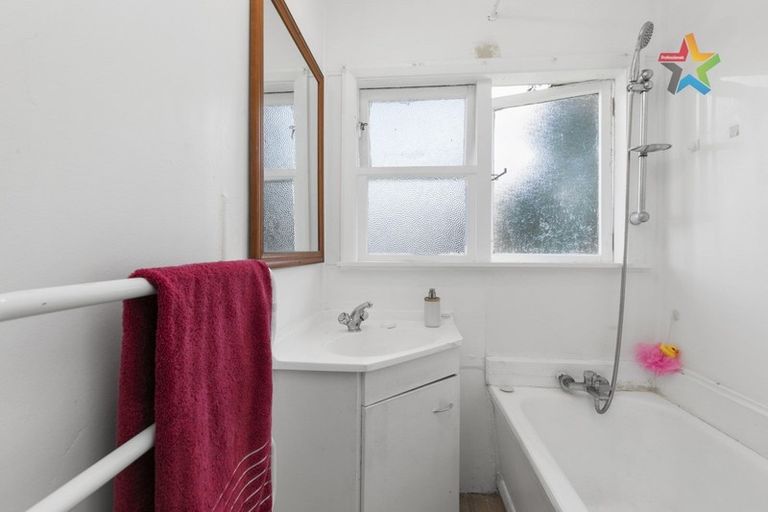 Photo of property in 23 Eldon Grove, Taita, Lower Hutt, 5019