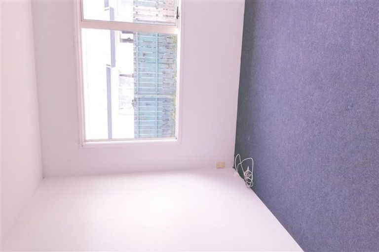 Photo of property in 2/34 Barneys Farm Road, Clendon Park, Auckland, 2103