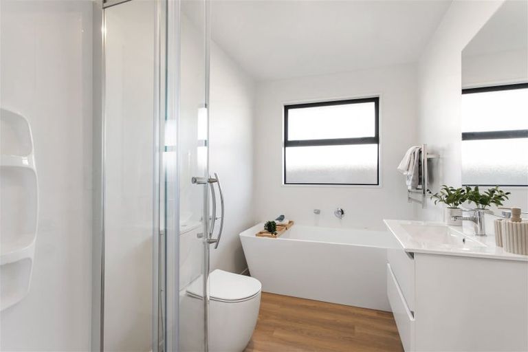 Photo of property in 3 Riroriro Lane, Halswell, Christchurch, 8025