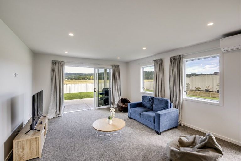 Photo of property in 23 Pohutukawa Drive, Eskdale, Napier, 4182