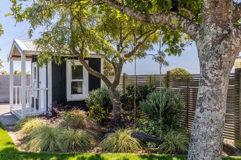 Photo of property in 10a Crownhill Street, Spotswood, New Plymouth, 4310