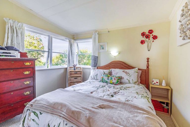 Photo of property in 72 Park Avenue, Waitarere Beach, Levin, 5510