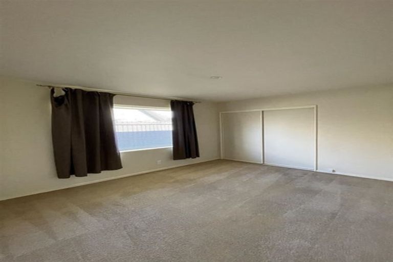 Photo of property in 4 Coppinger Terrace, Aidanfield, Christchurch, 8025