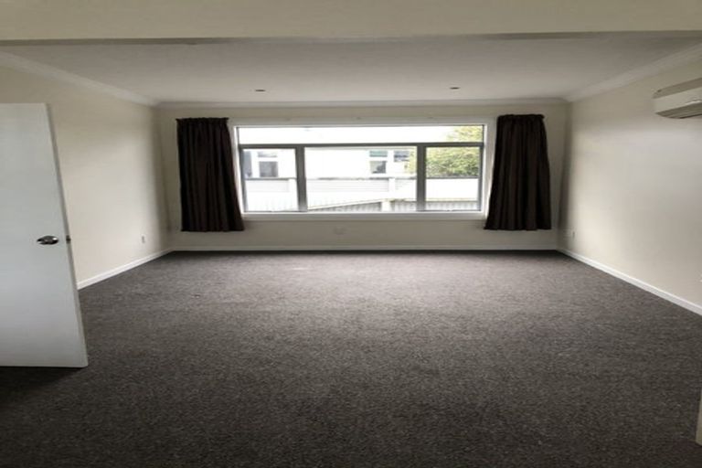 Photo of property in 43 Mary Street, Winton, 9720