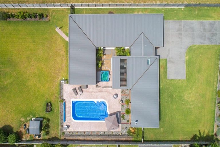 Photo of property in 7 Koromiko Drive, Coromandel, 3506