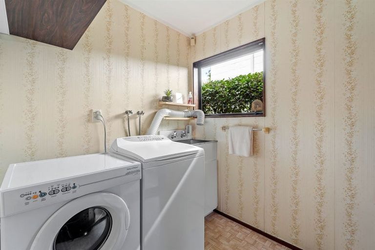 Photo of property in 47 Saddleback Rise, Murrays Bay, Auckland, 0630