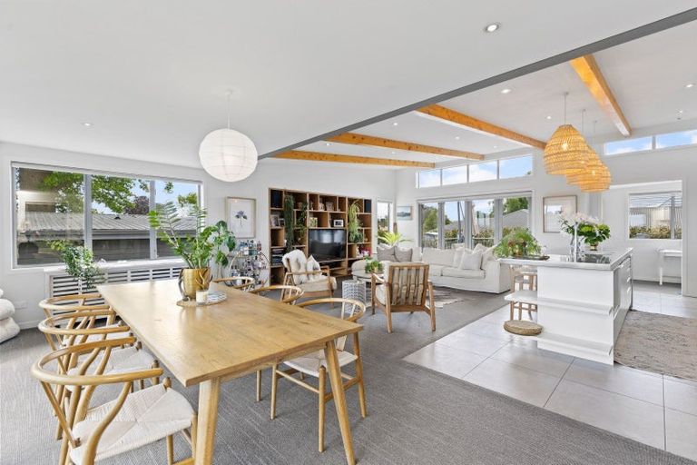 Photo of property in 16a Hall Street, Cambridge, 3434