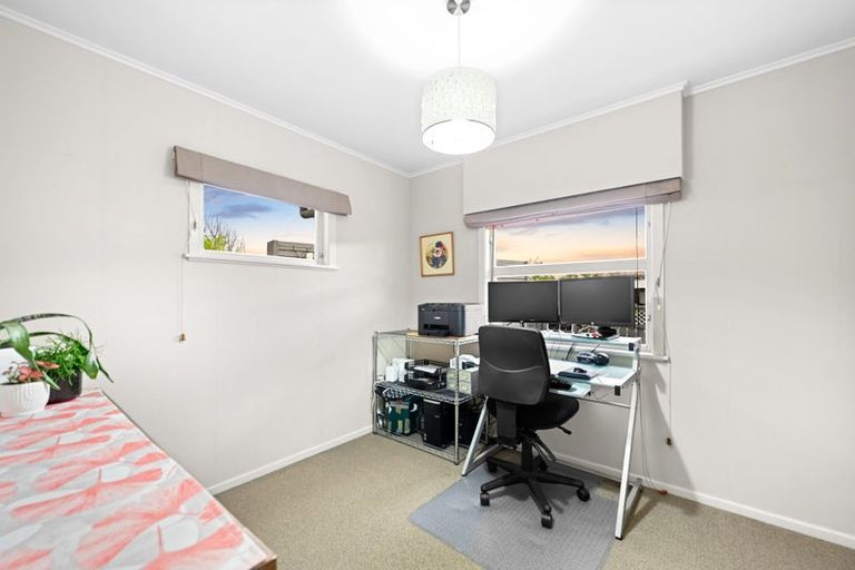 Photo of property in 6 Tudor Crescent, Chedworth, Hamilton, 3210